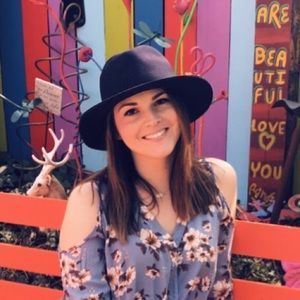 Meet your Posher, Kaitlyn